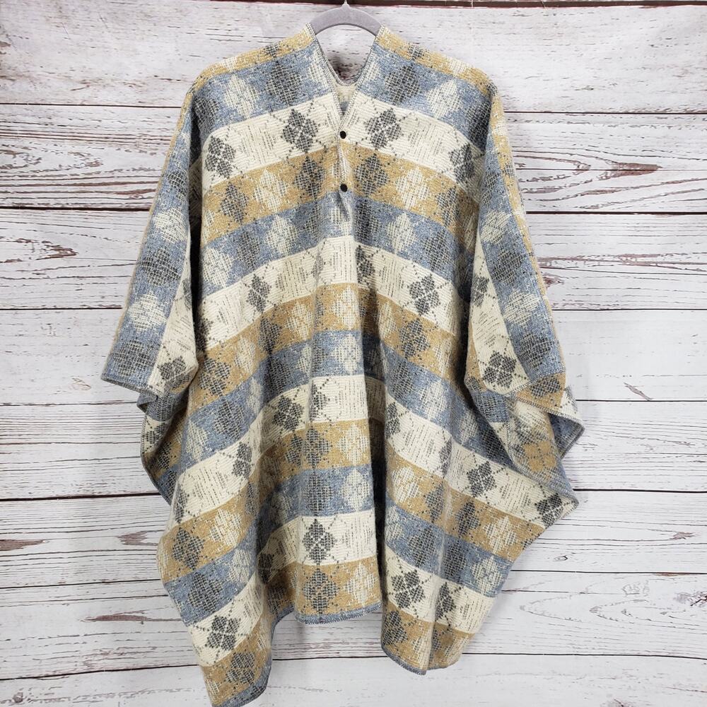 Woolrich Original Outdoor Wear Women's Poncho Cape One Size